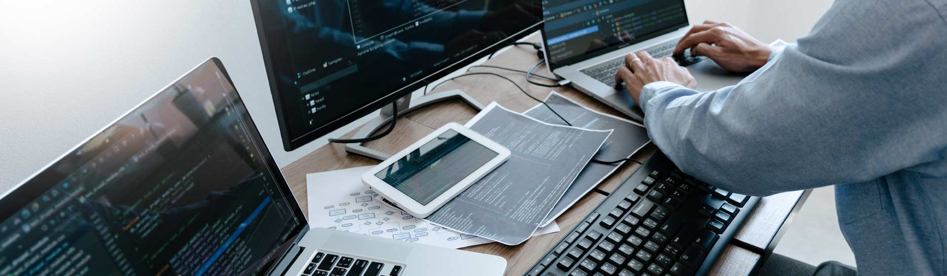 image-banniere_parcours-formation-developpeur-web-java-csharp-dotnet_rncp-cpf-doranco-ecole-multimedia-web-informatique-reseau-paris-75